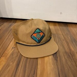 Patagonia Airfarer Sunflower Logo Khaki Mesh Trucker Snapback Hat Cap NWOT